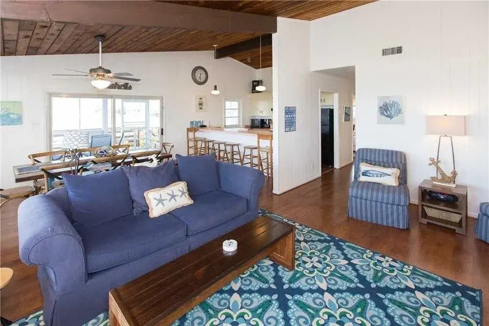 Blanchard - 4 Br Home