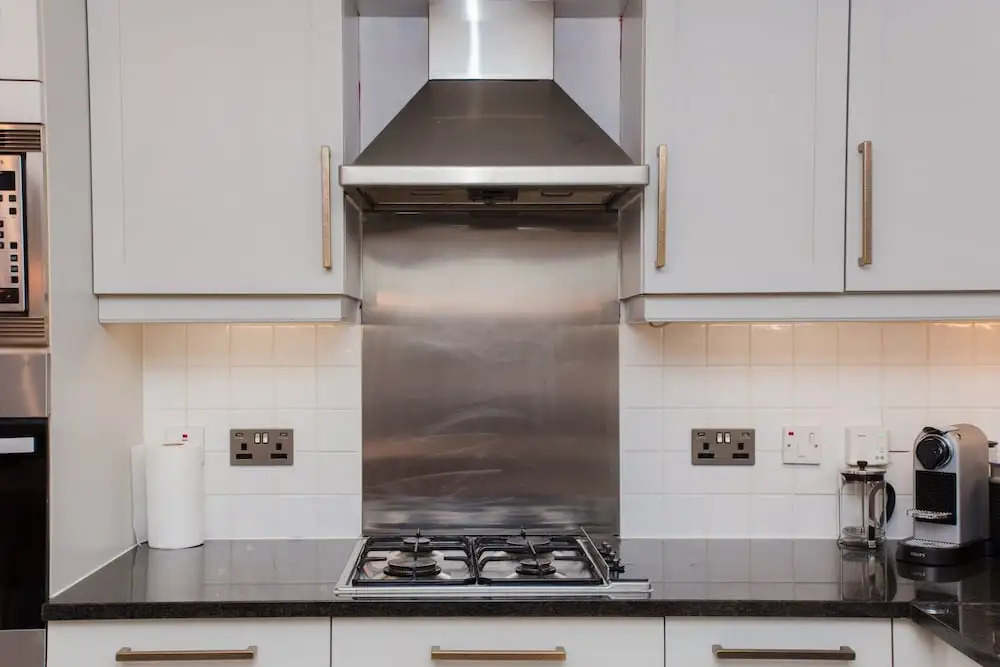 2 Bedroom Flat near Canary Wharf Sleeps 4