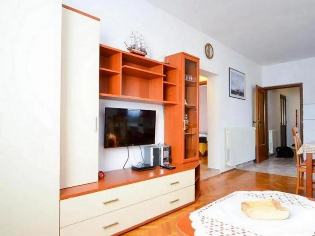Apartments Jurjako