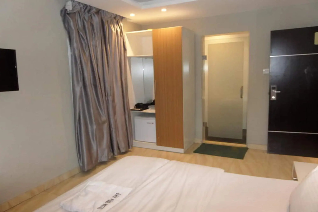 Blackwood Hotels