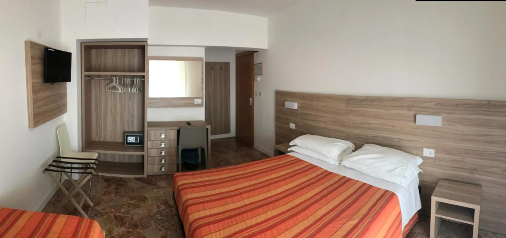 Hotel Lotus