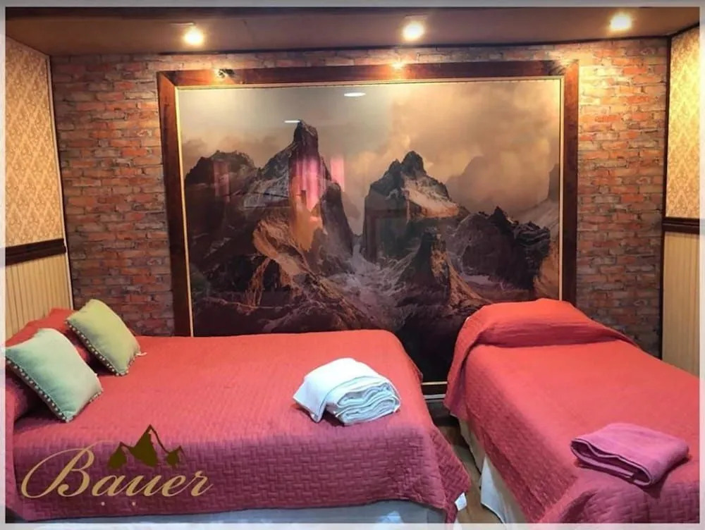 Hostal Bauer