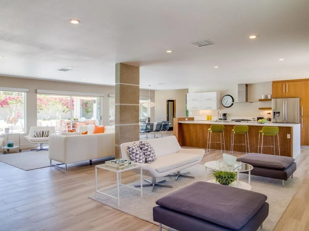 Bon Vivant Palms Holiday home 4