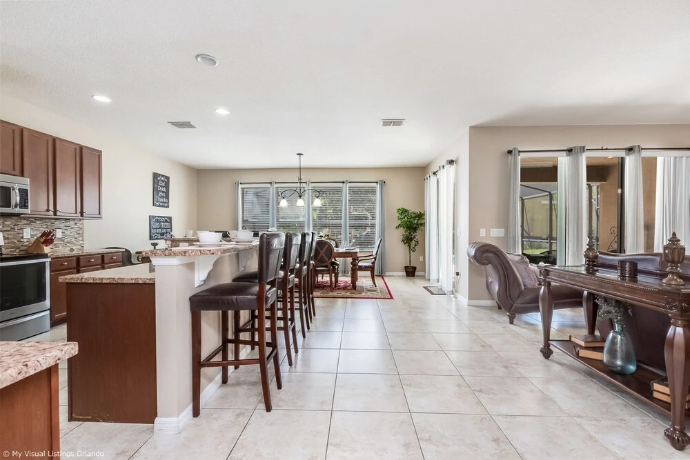 210 Las Fuentes Dr