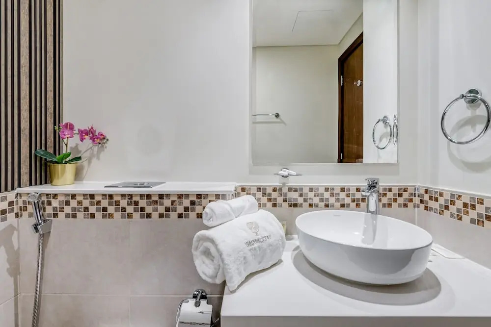 GLOBALSTAY. DAMAC Reva Residences
