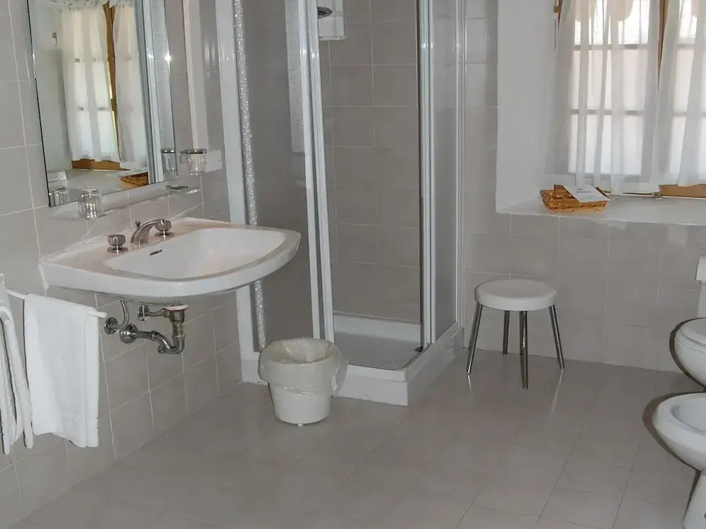 Apartment in a 19th Century Building, in the Hills With Stunning Views, Wifi