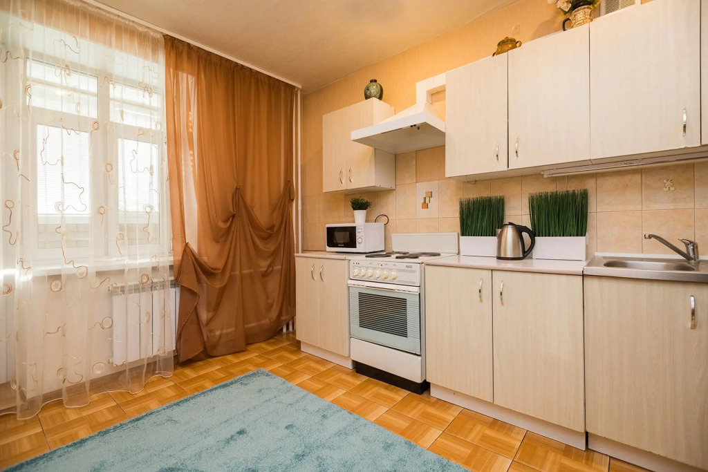 HomeHotel (ХоумОтель) на улице Краснодонцев 19 корпус 1