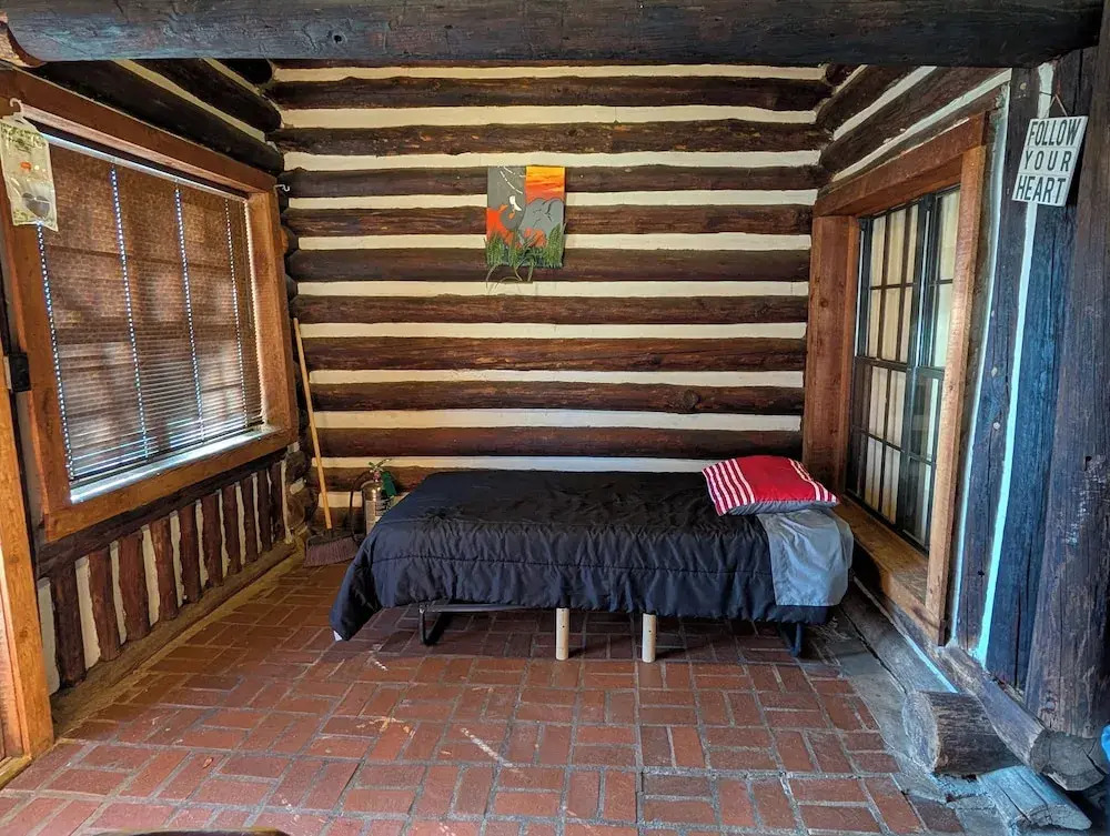 Cedarvale Cabins Turner Falls
