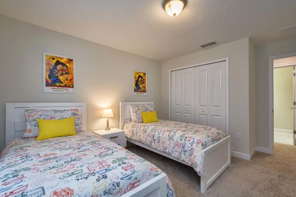 Storey Lake 4 Bedroom Townhome w Splashpool - 1625ST