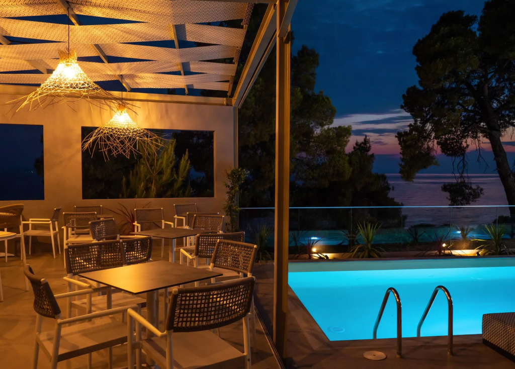 Casa Bloo Adults Only by Still Collection
