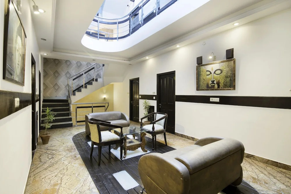 Treebo Four Sight Sector - 14 Gurgaon