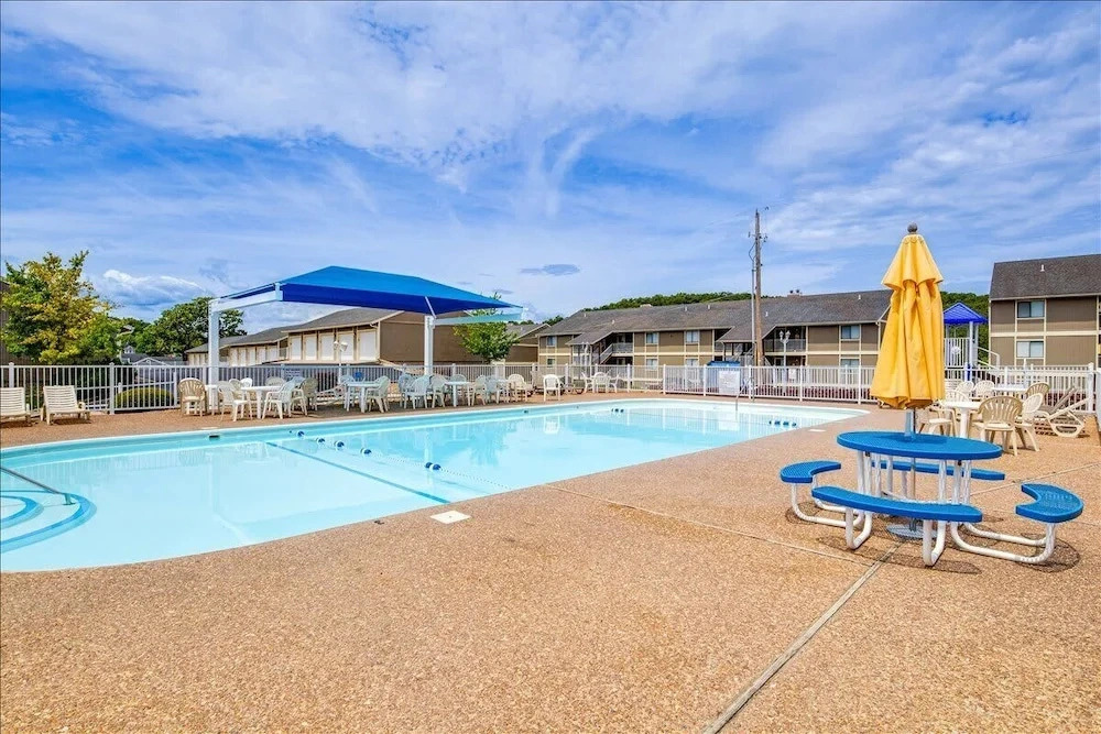 Lakefront Condo Near the State Park