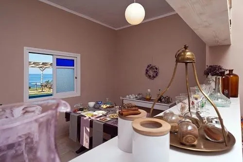 The Mini Beach Hotel