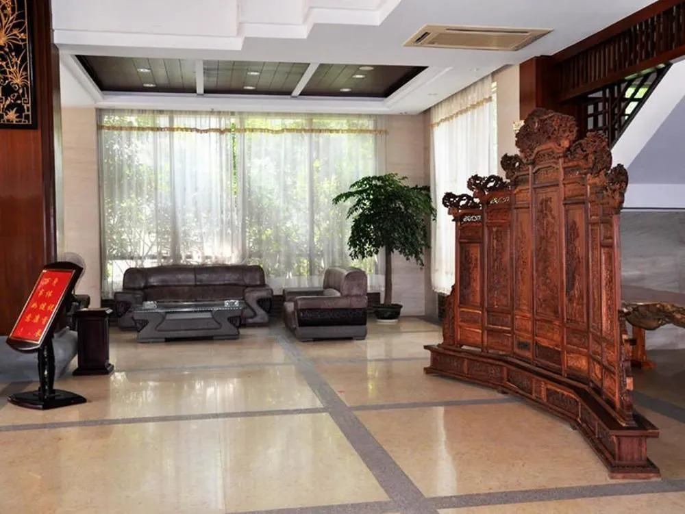 Baihua Hotel