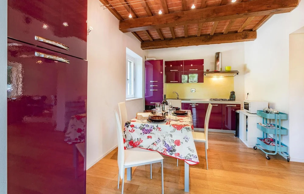 Awesome Home in Gubbio -pg- With 2 Bedrooms and Outdoor Swimming Pool