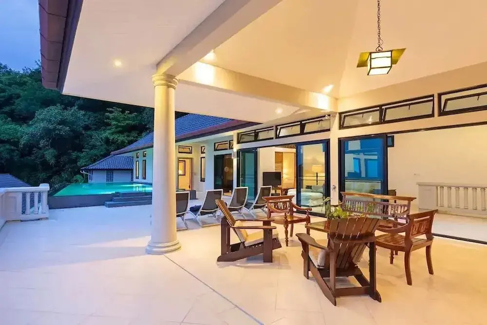 Luxury Beachfront Tai Pan Villa