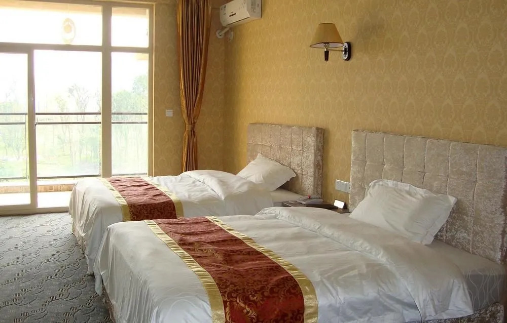 Meili Huayuan Hotel