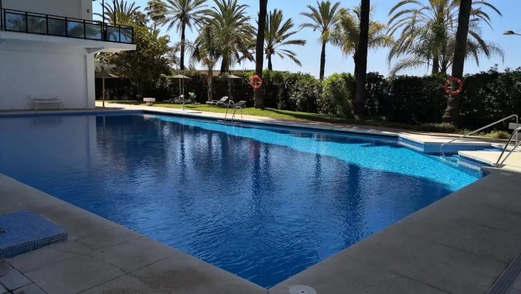 Skol 1A by Completely Marbella