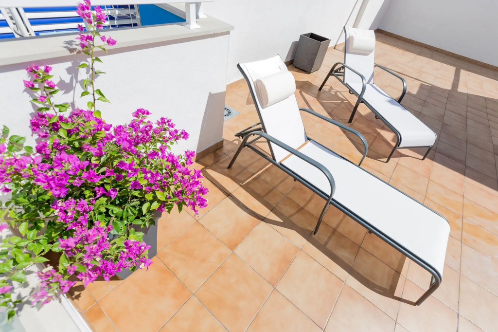 Bajondillo Beach Cozy Inns