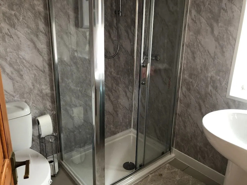 Found Serviced Accommodation Wandsworth Avenue