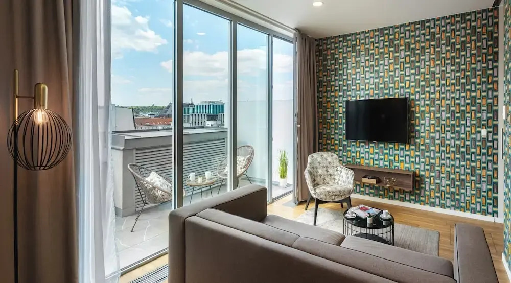 VN17 Rooftop Suites by Adrez