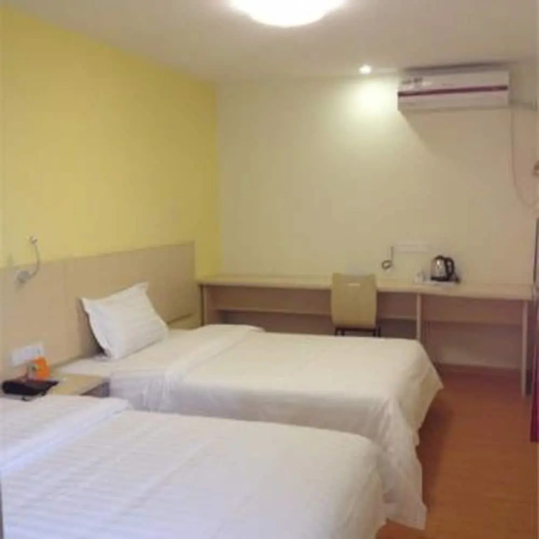 7 Days Inn
