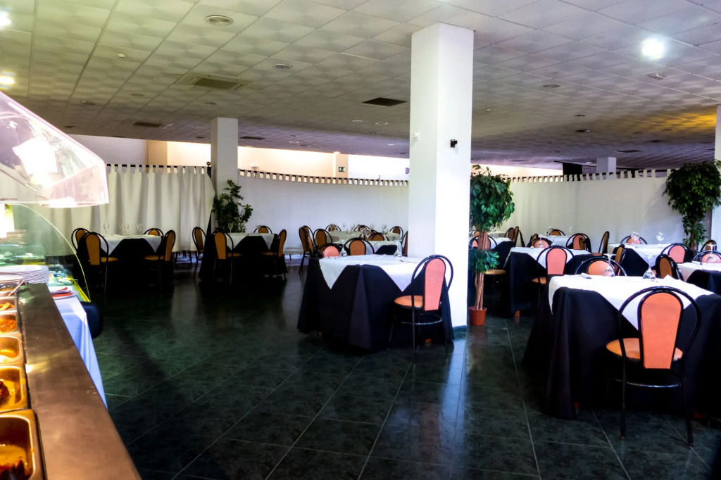 Hotel Poniente