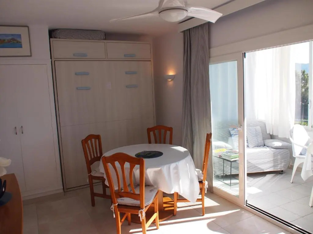 Miramar 28A