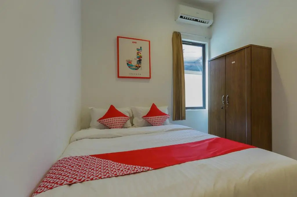 SUPER OYO 866 Idola Residence