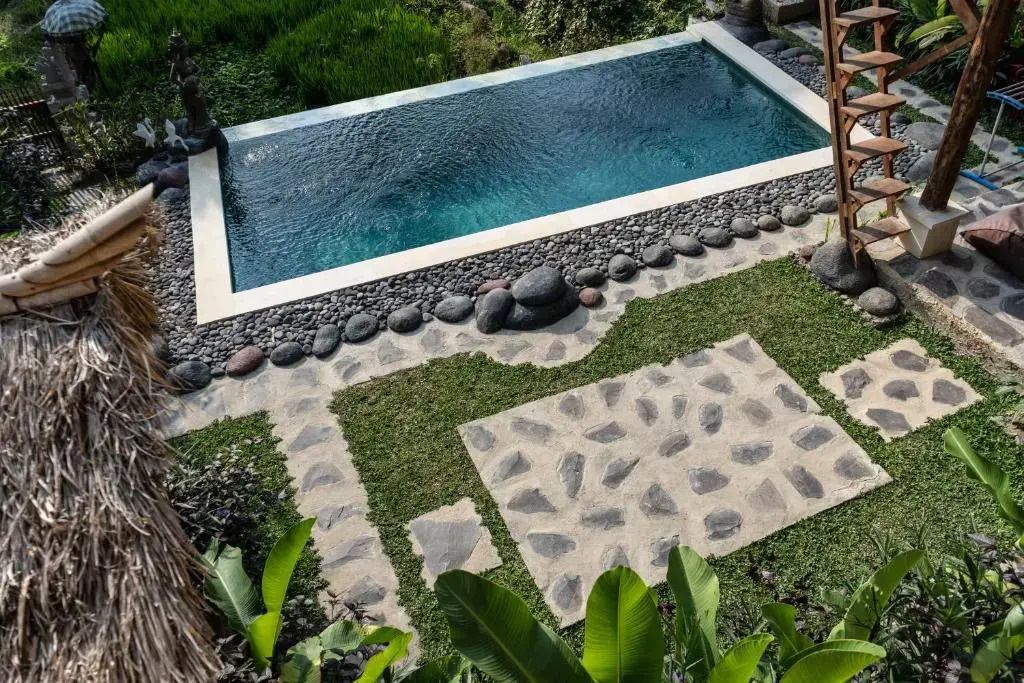 BALI BAMBOO JUNGLE HUTS AND HOSTEL