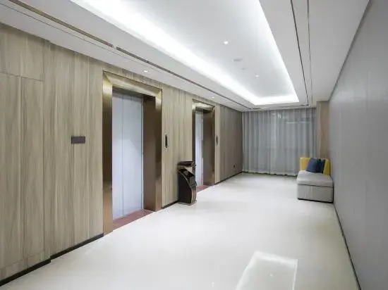 Yeste Hotel (Chongzuo Zhongxin Pedestrian Street Guangxi Minzu Shifan Xueyuan)