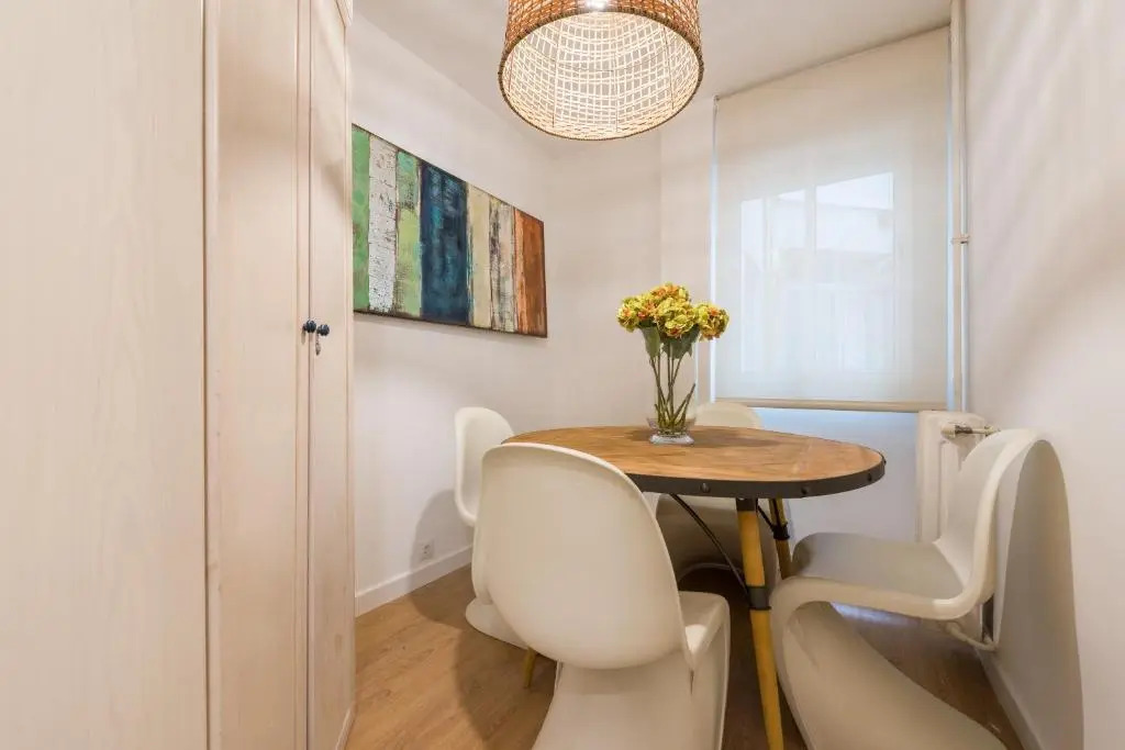For You Rentals Madrid Rio apartment MAZ10