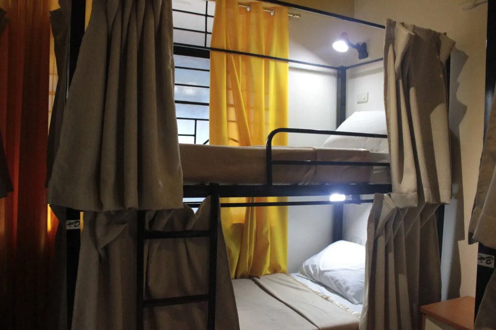 ZEN Hostel Panay Ave. QC