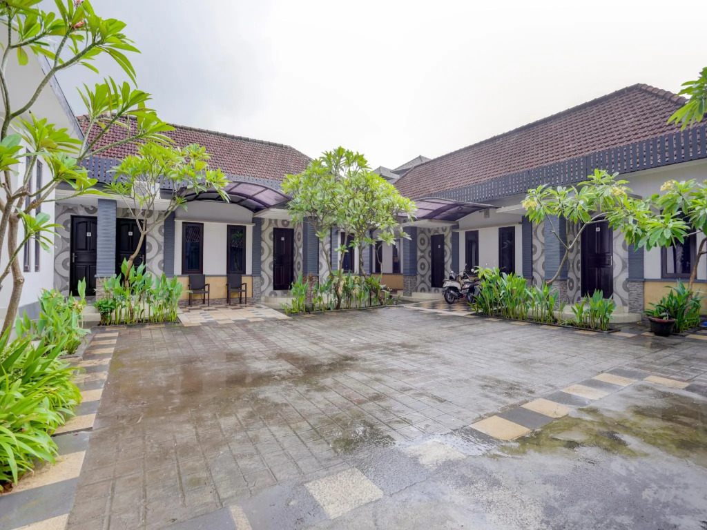 OYO 90131 Liberty Guest House