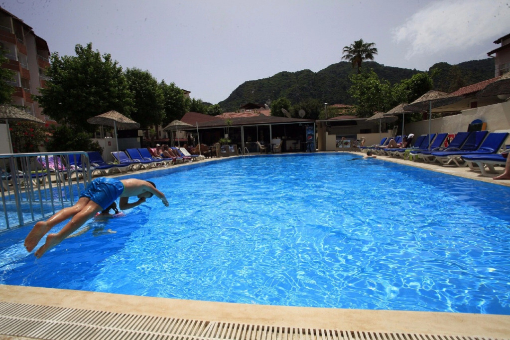 Private Hotel