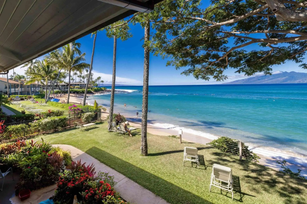 Napili Sunset Beach Front Resort