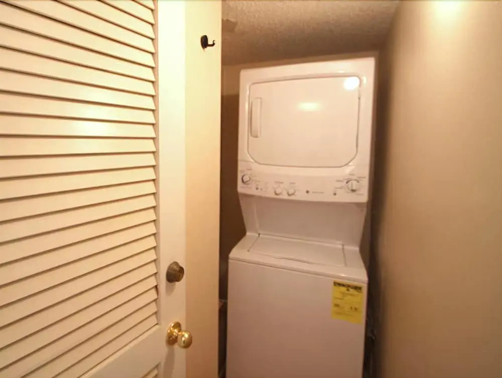 Regency Towers 1013 - Two Bedroom Condo