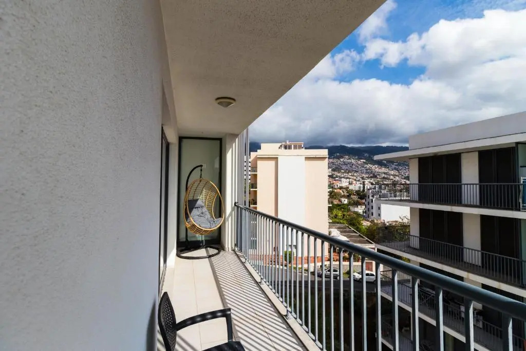 Acacia Apartment