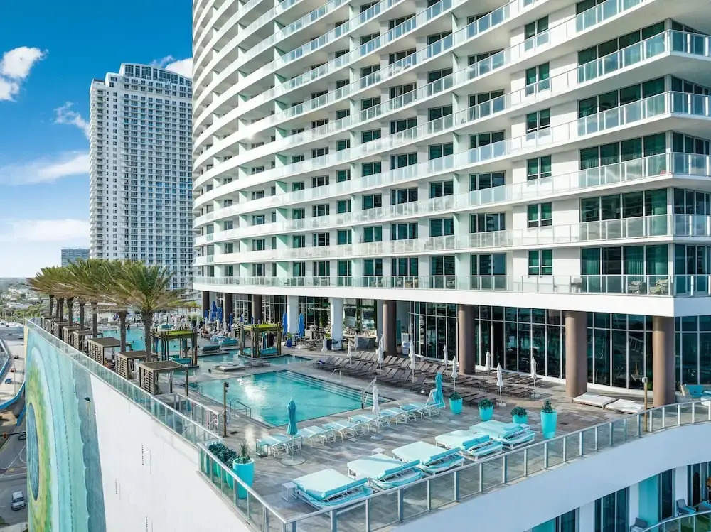 Luxe Stay at Hyde Resort -oceanfront Amenities