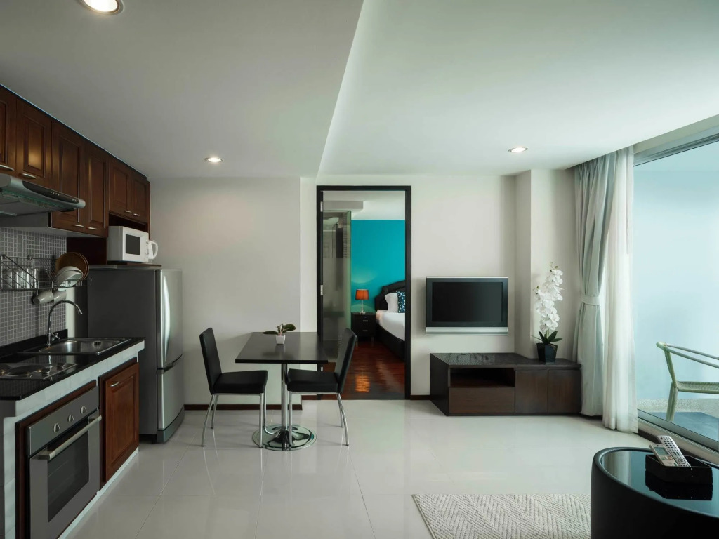 Silom Lofts