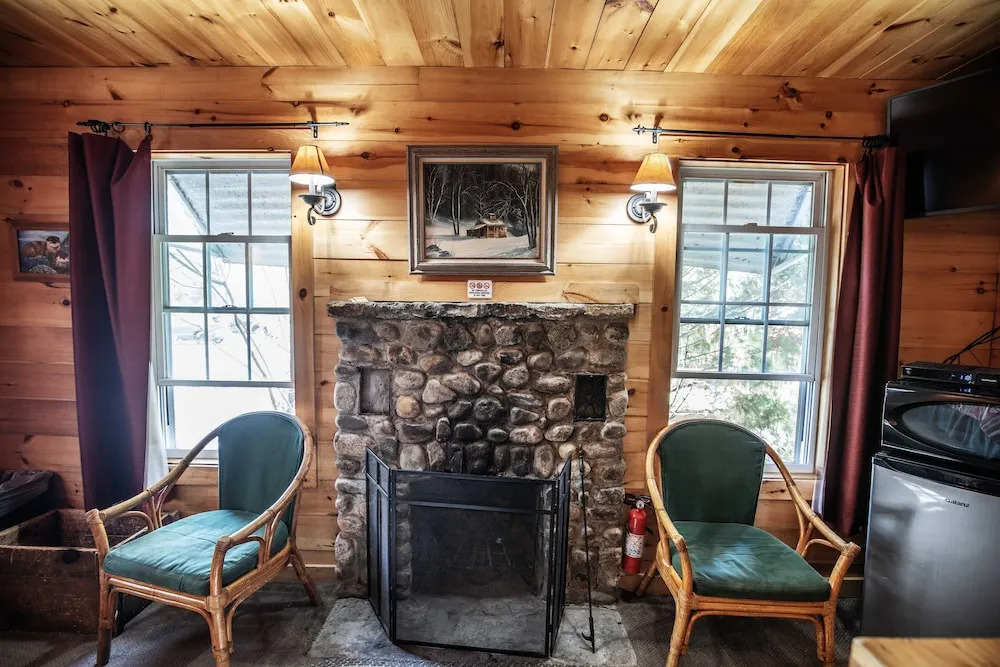Pemi Cabins