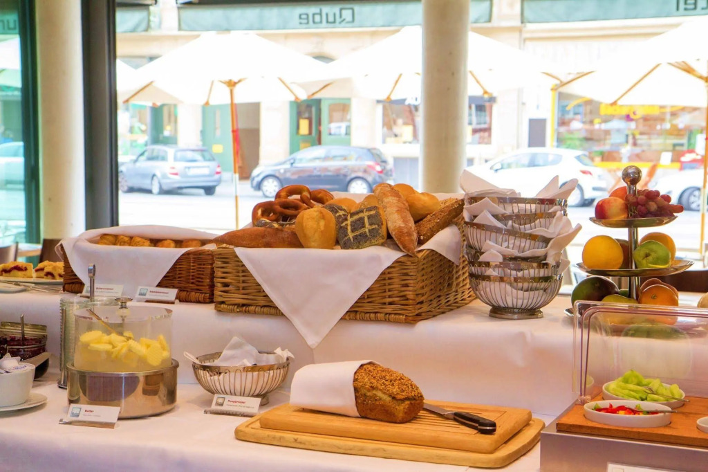 Qube Hotel Bergheim