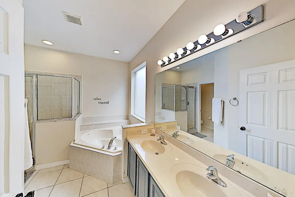2754lkdr 6 Bedroom Home
