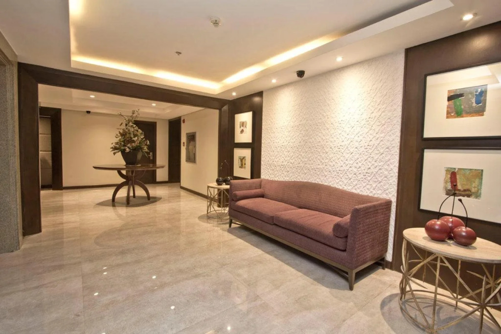 Crown Regency Hotel Makati