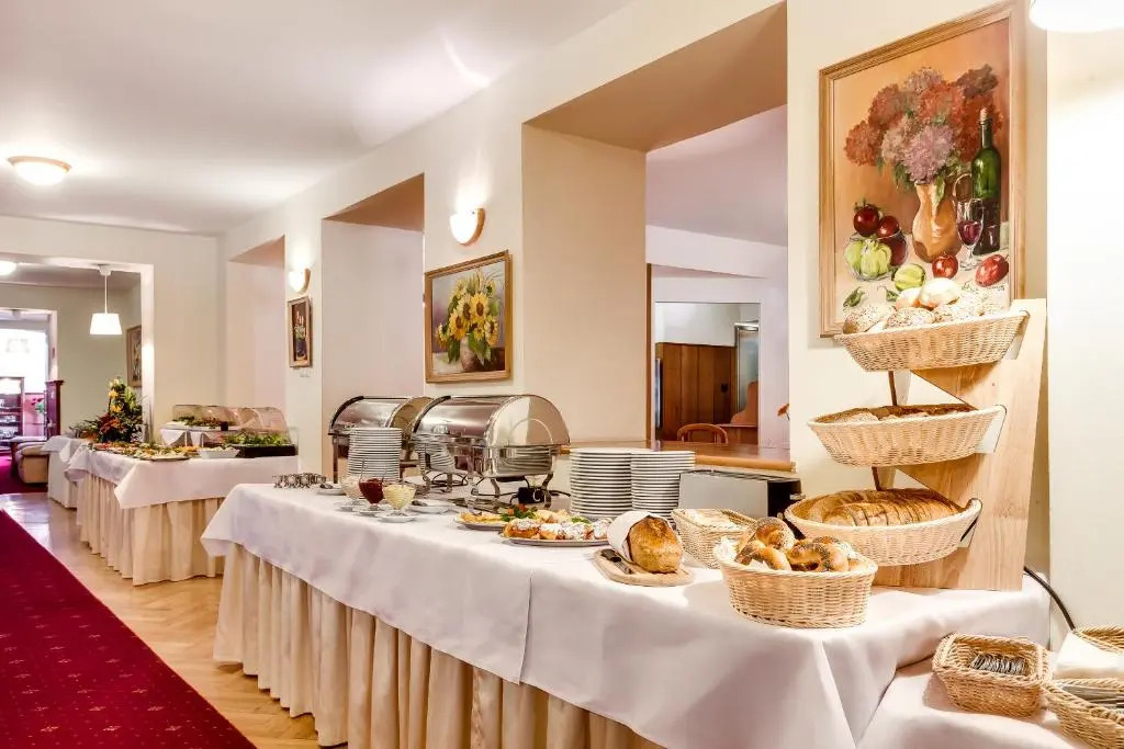 Hotel Konradówka Wellness & SPA - 300 metrów do centrum