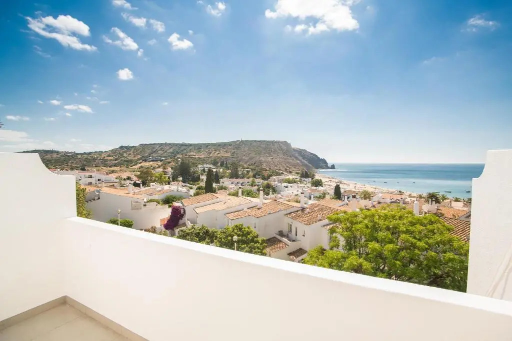 Central Two bedroom Apartment Praia Da Luz.