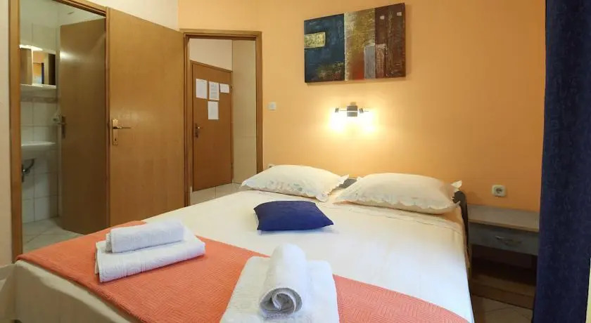 La Familia Apartments