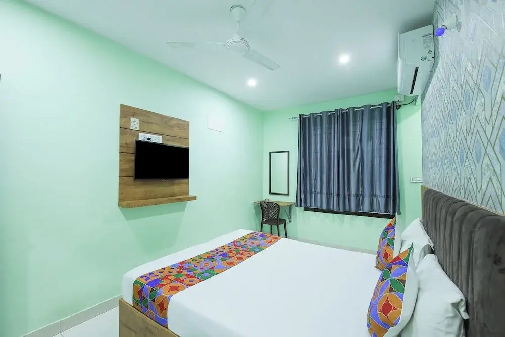 FabHotel Golden Comforts - Nr Shivaji Nagar