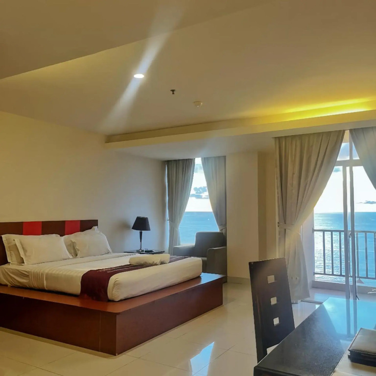 Lion Hotel & Plaza Manado