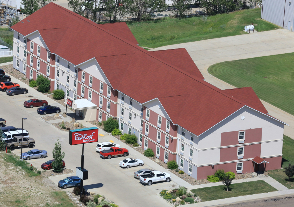 Red Roof Inn & Suites Dickinson